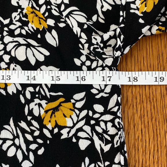 FRNCH Small/Medium Black Gold Floral Crepe Blouse Back Zipper Fairycore Cottage - Picture 12 of 16